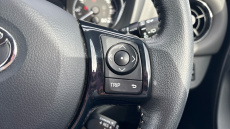 Toyota Yaris 1.5 Hybrid Icon Tech 5dr CVT Hybrid Hatchback